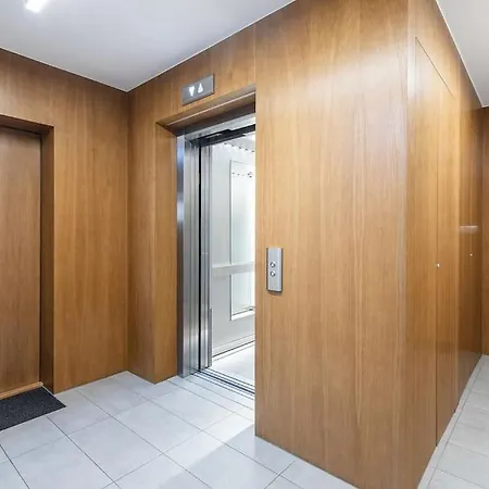 Superapart Okrzei 2, Urban Oasis With Views Apartman *